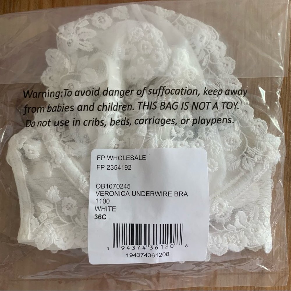 Free People White Sheer Lace Bra 36B 36C Sexy Intimate Lingerie - Picture 6 of 10